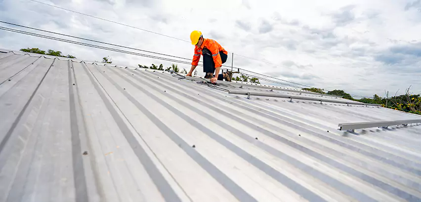 Metal Roof Repairs in Lombard