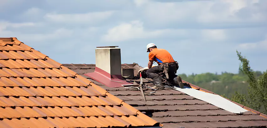 Cedar Roof Maintenance in Lombard